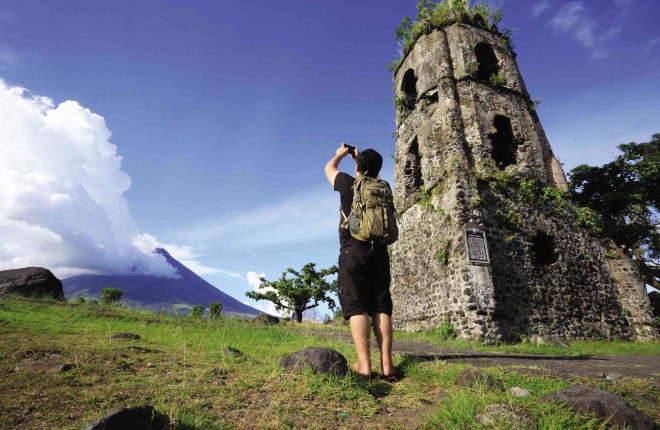 Mayon Volcano. MARK ALVIC ESPLANA/INQUIRER SOUTHERN LUZON FILE PHOTO 