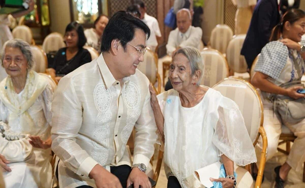 On the first anniversary of the enactment into law of RA 11982 or the Expanded Centenarians Act, its principal author Sen. Ramon Bong Revilla, Jr. celebrated with lolos and lolas who have started to receive their benefits under the Revilla law.